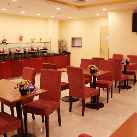 Hanting Express Shanghai Jinqiao Middle Yanggao Road Екстер'єр фото