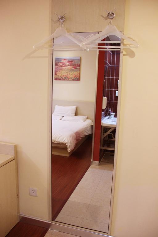Hanting Express Shanghai Jinqiao Middle Yanggao Road Екстер'єр фото