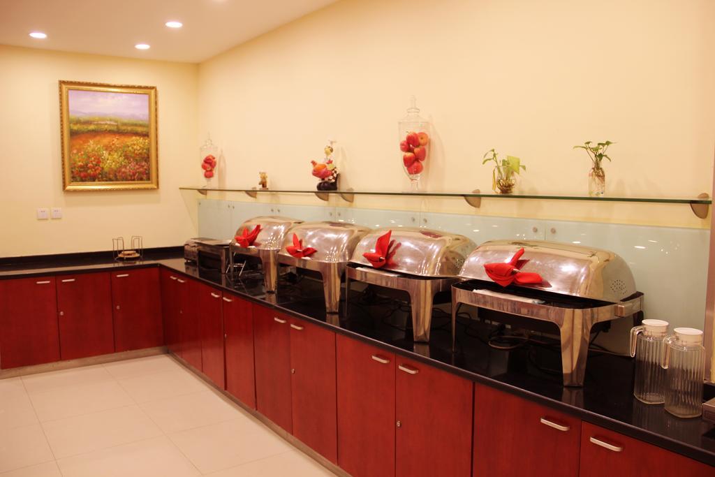 Hanting Express Shanghai Jinqiao Middle Yanggao Road Екстер'єр фото